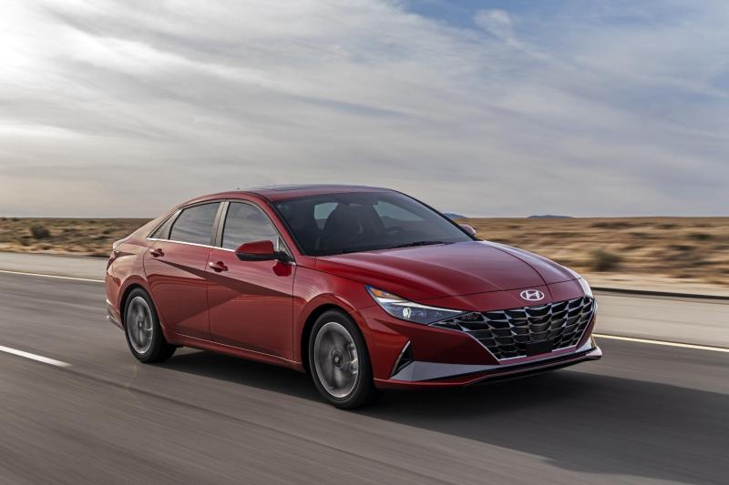 Hyundai Elantra 2021 года получает гибрид