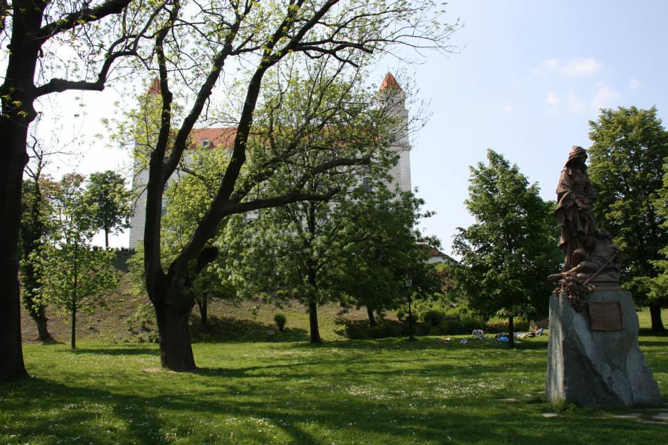 Братислава