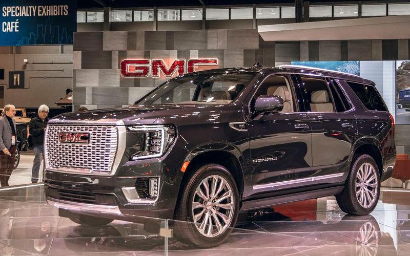 GMC Yukon в 2021 году останется дороже, чем Tahoe и Suburban