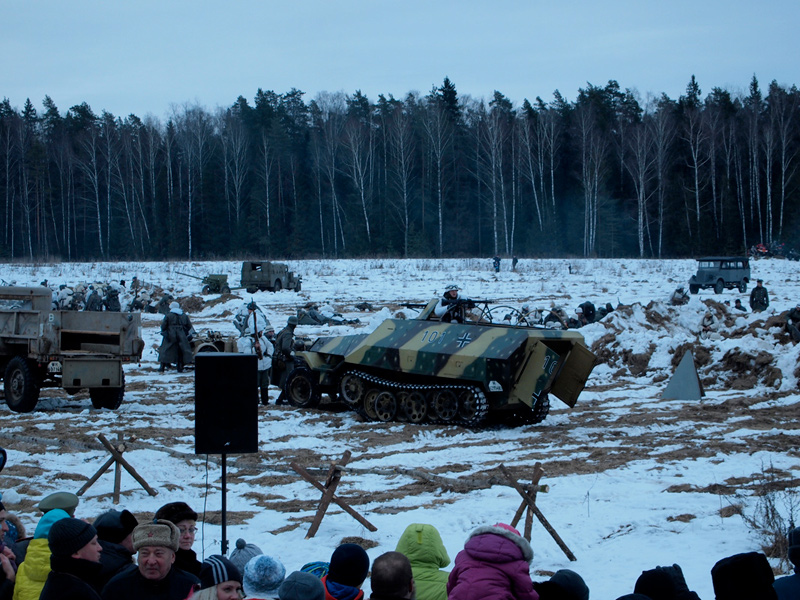 4-й ежегодный Военно-исторический Фестиваль «Защитник Отечества» 4-й ежегодный Военно-исторический Фестиваль «Защитник Отечества»